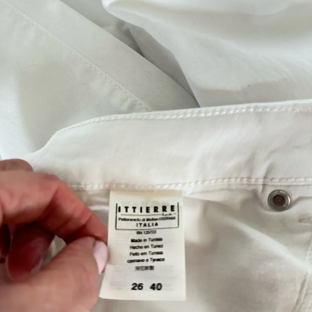 🆕 Fiorucci White Jeans SZ 27